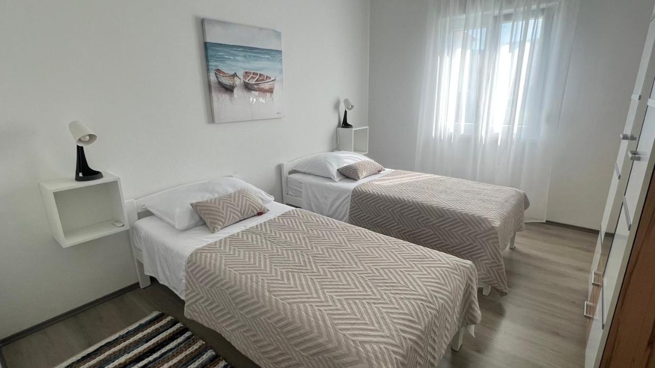 Javorska Apartment Kastela